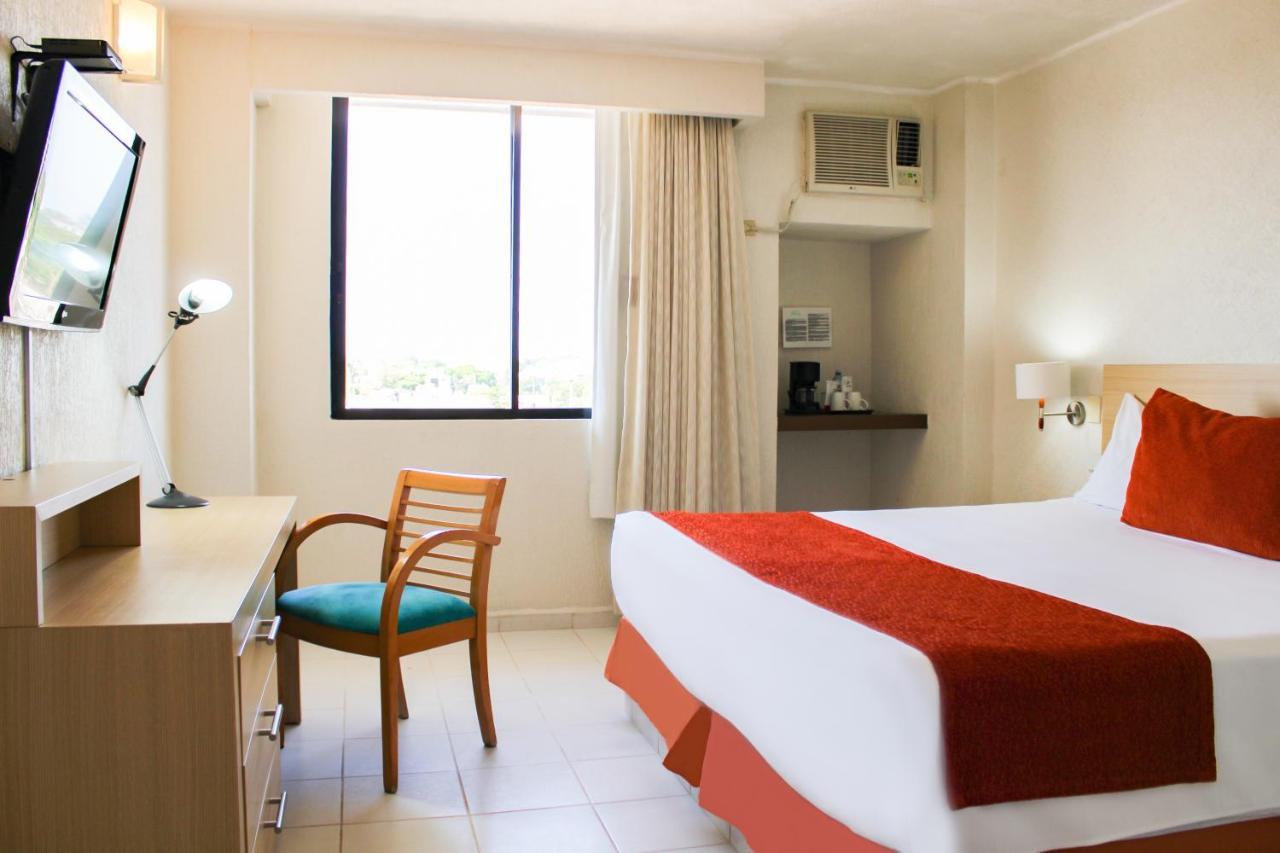 Hotel & Suites Real Del Lago Villahermosa Dış mekan fotoğraf