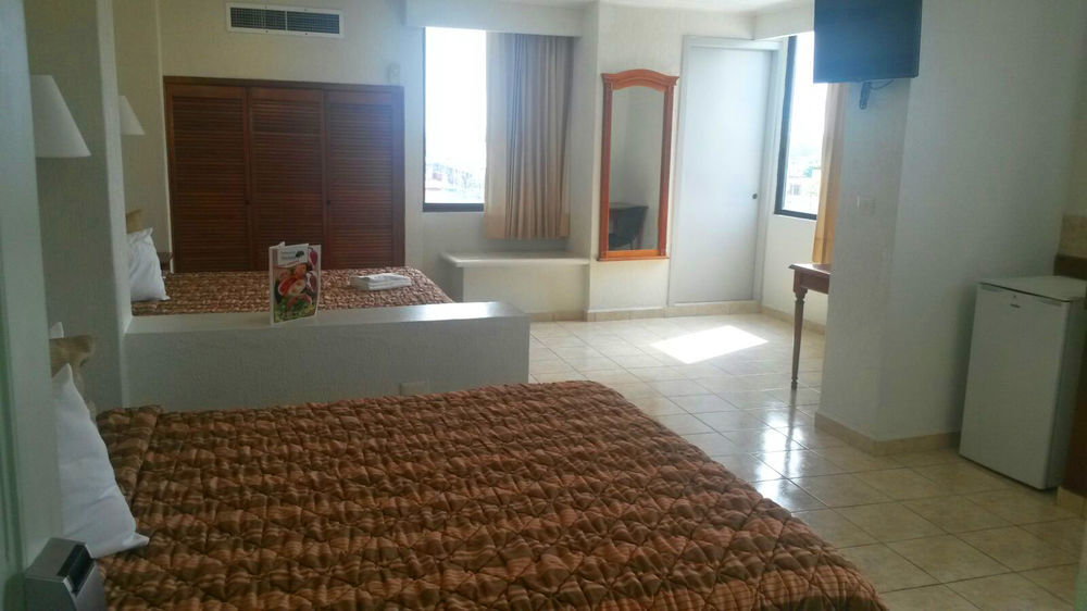 Hotel & Suites Real Del Lago Villahermosa Dış mekan fotoğraf